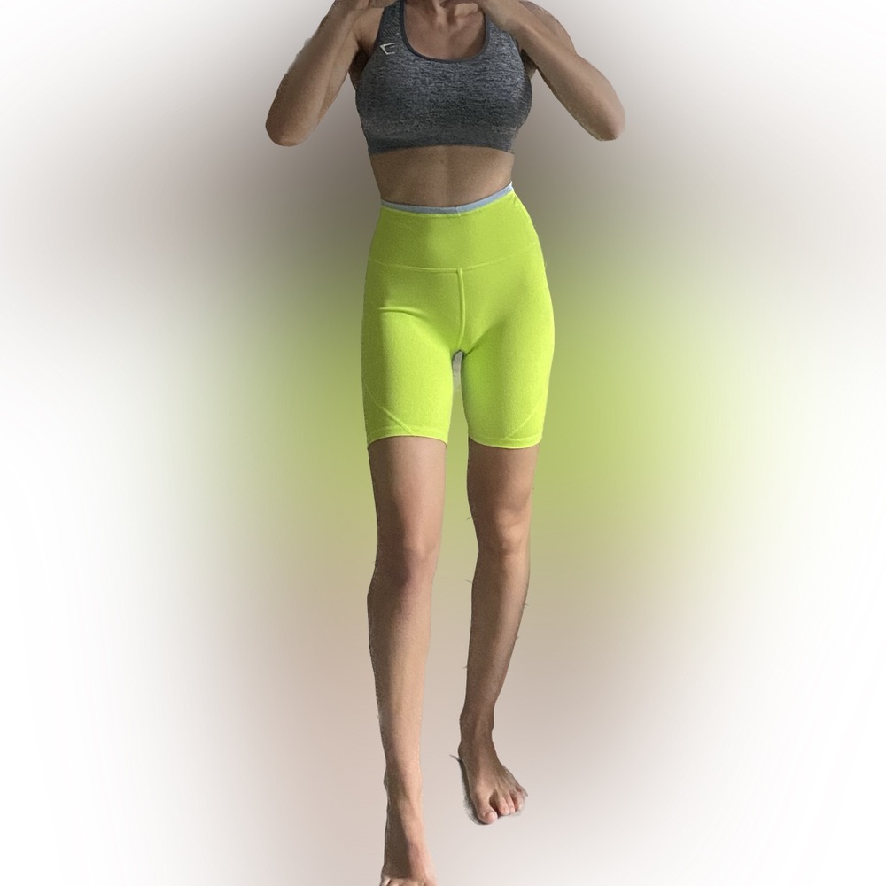 Wilo Women’s Color-block Biker Shorts Neon Yellow Light Blue